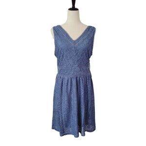 Doe & Rae Slate Blue All Over Lace V-neck Flare Dress Size L